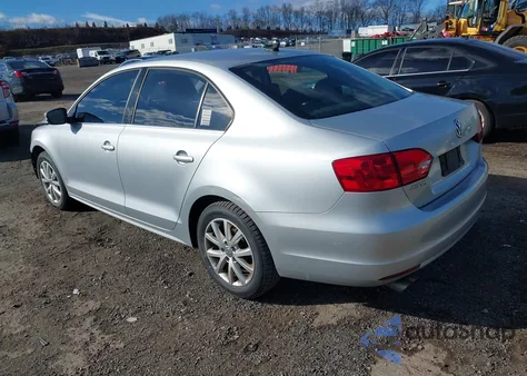 2014 Volkswagen Jetta 1.8T Se from USA, damaged, VIN 3VWD17AJ2EM421217